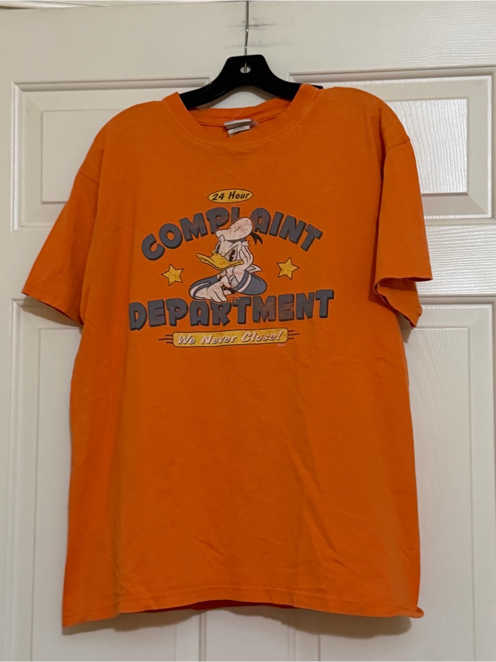 Vintage Disney Store Official Donald Duck 24 Hour Complaint Department T-Shirt L